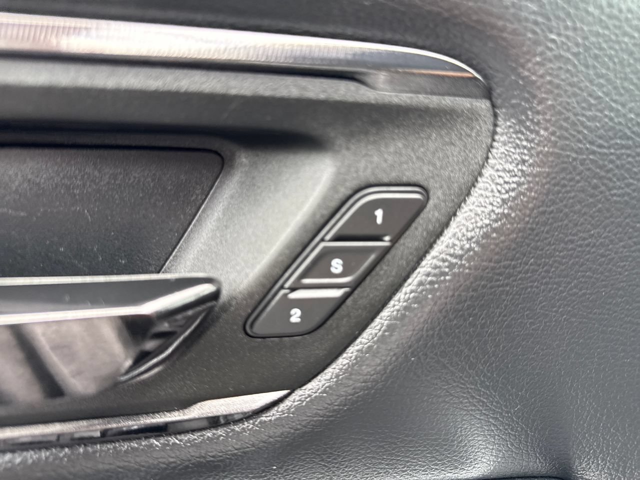 Used 2022 RAM 1500 Rebel w/ G/T Package AWD/4WD image 16