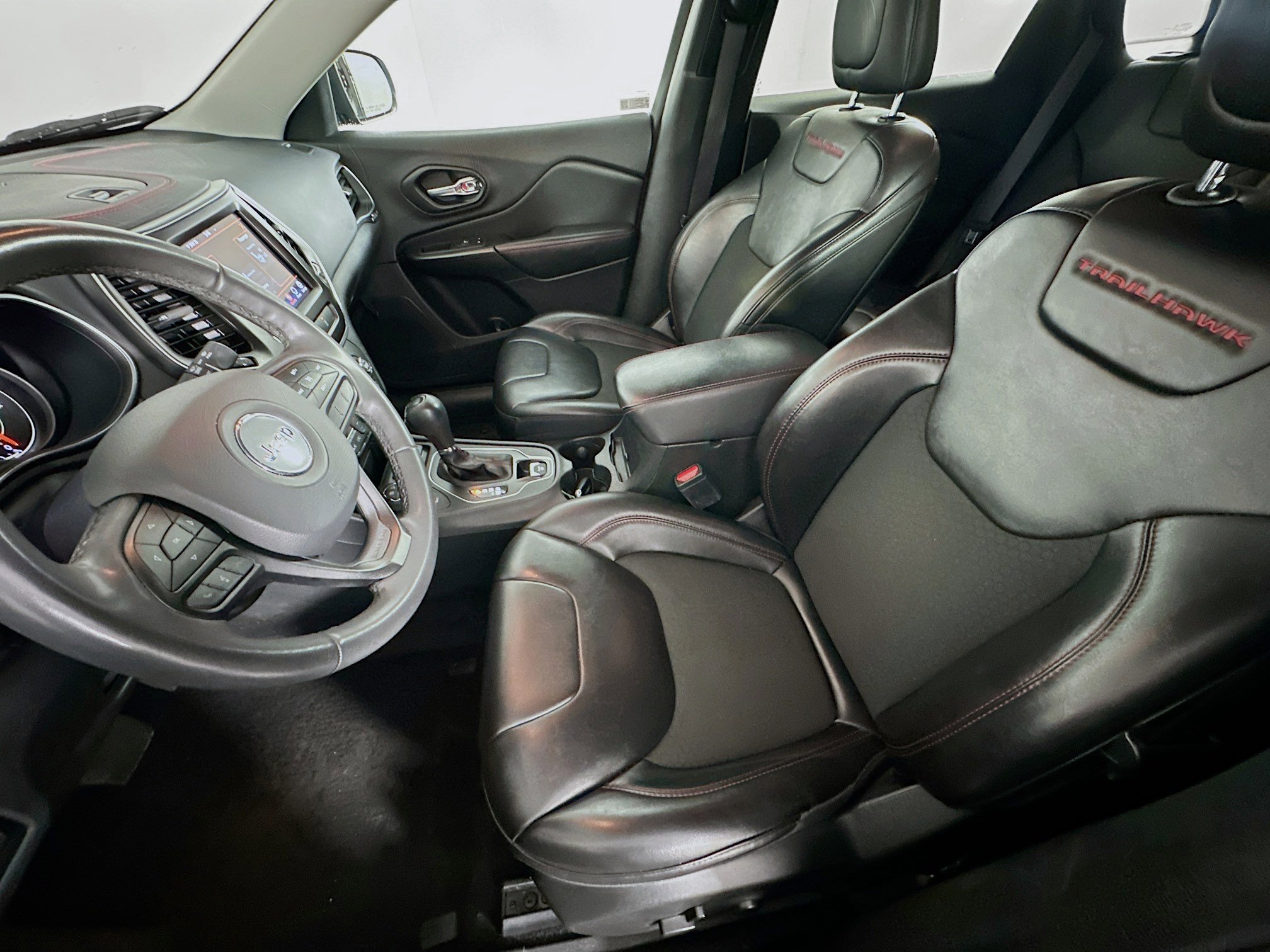 Used 2021 Jeep Cherokee Trailhawk w/ Trailer Tow Group image 13