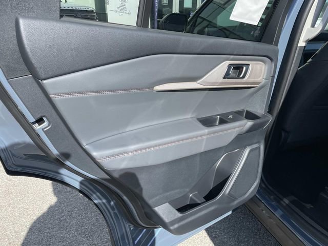 New 2026 Ford Explorer Active w/ Active Comfort Package RWD image 22