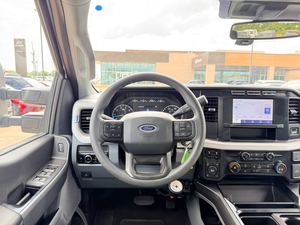 Used 2023 Ford F250 XLT w/ FX4 Off-Road Package AWD/4WD image 15