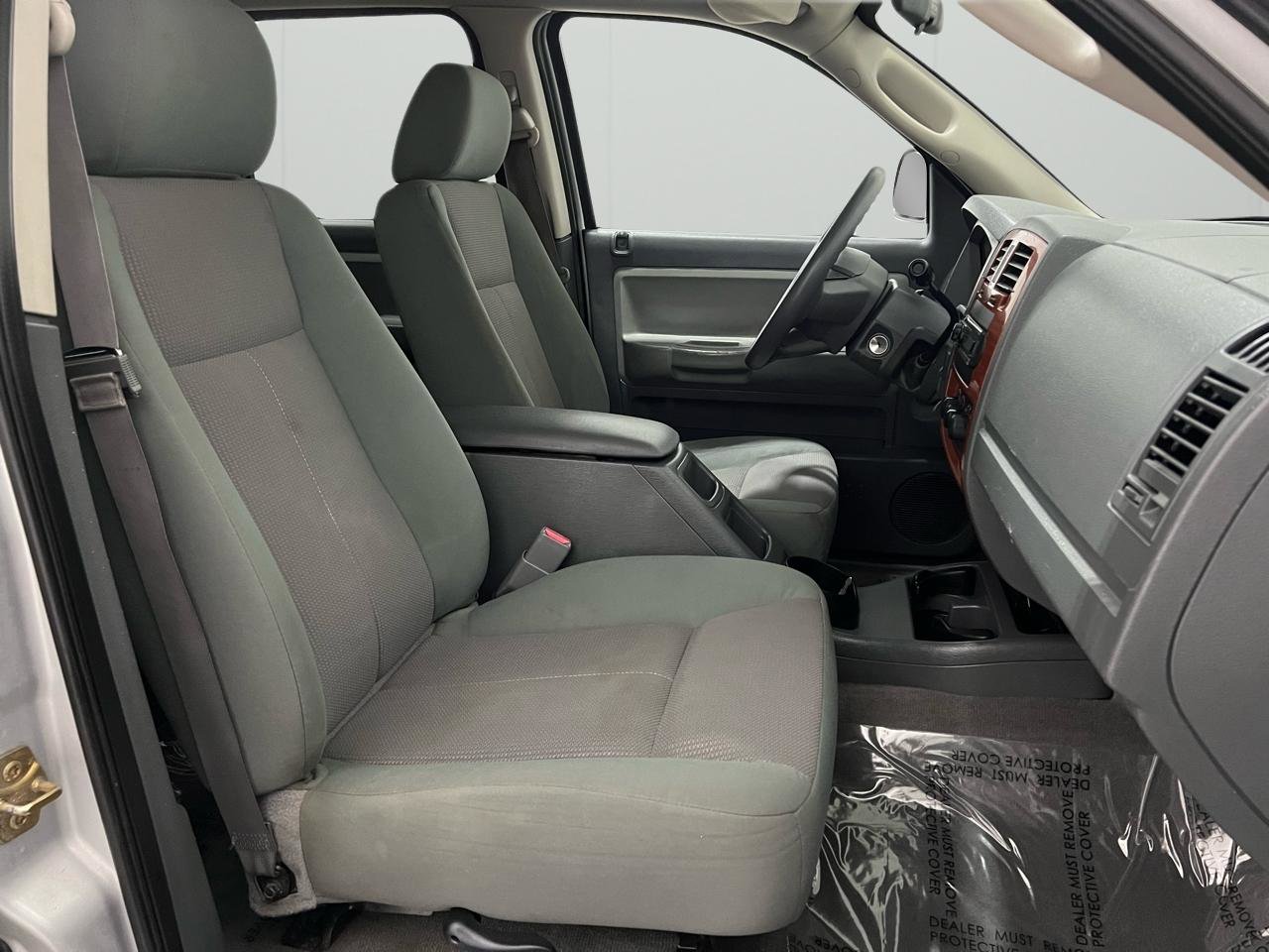 Used 2005 Dodge Dakota SLT w/ Trailer Tow Group image 21