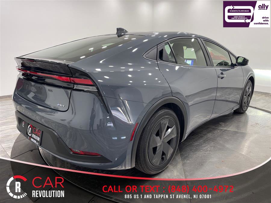 Used 2023 Toyota Prius LE FWD image 7