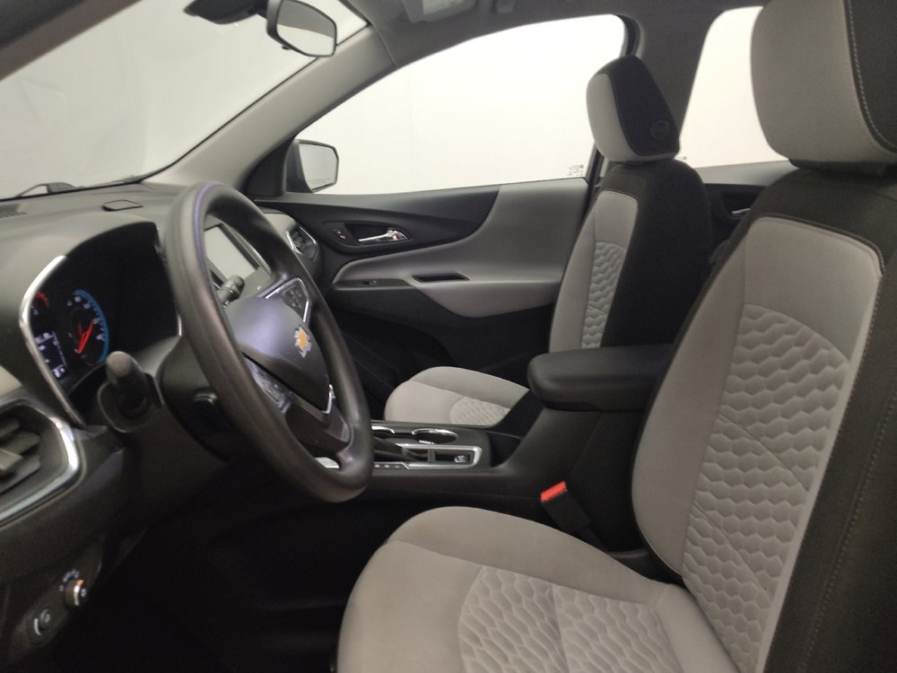 Used 2018 Chevrolet Equinox LS FWD image 17