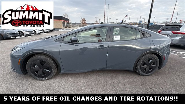 New 2026 Toyota Prius Plug-In Hybrid image 2