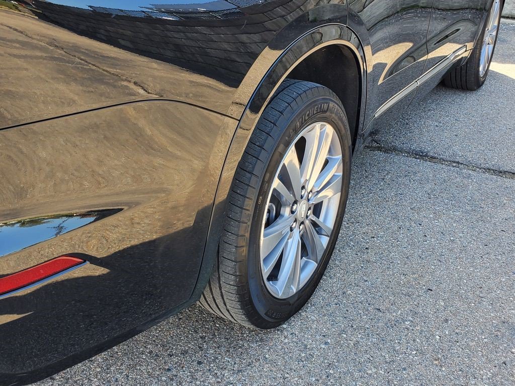 Certified 2023 Cadillac XT6 Premium Luxury w/ LPO, Floor Liner Package AWD/4WD image 12