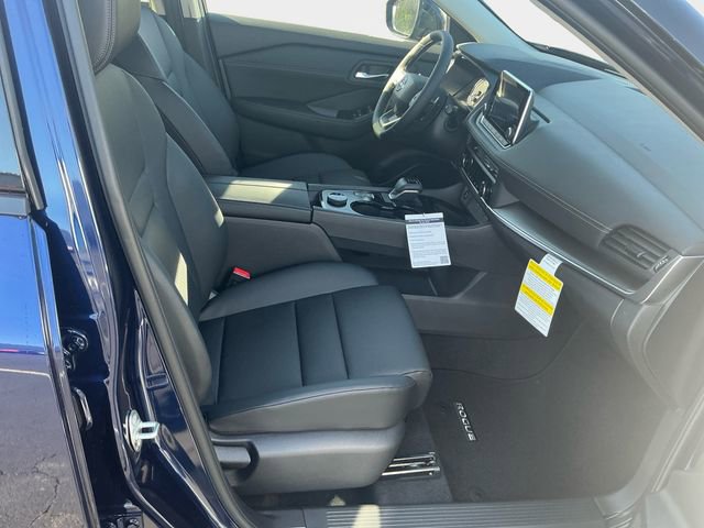 New 2026 Nissan Rogue SV image 17