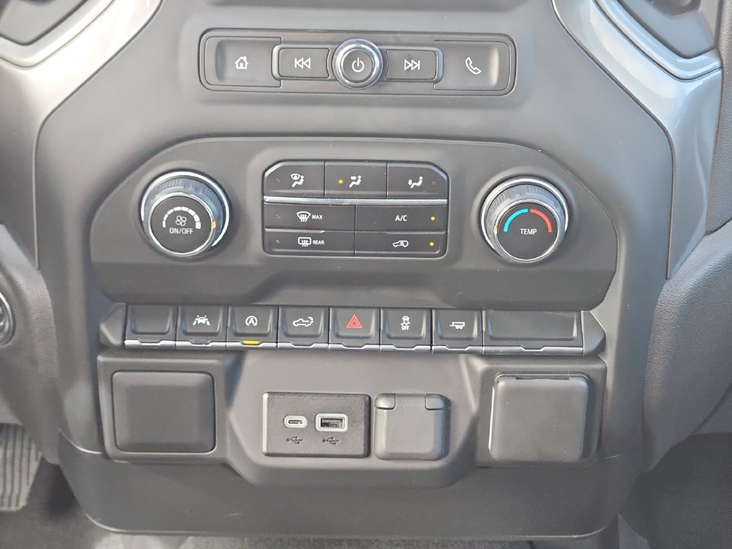Used 2024 Chevrolet Silverado 1500 Custom w/ Turbomax Blackout Package RWD image 21