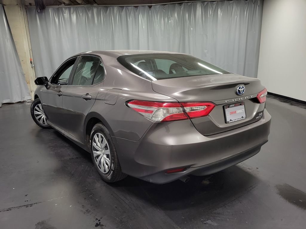 Used 2018 Toyota Camry LE FWD image 6