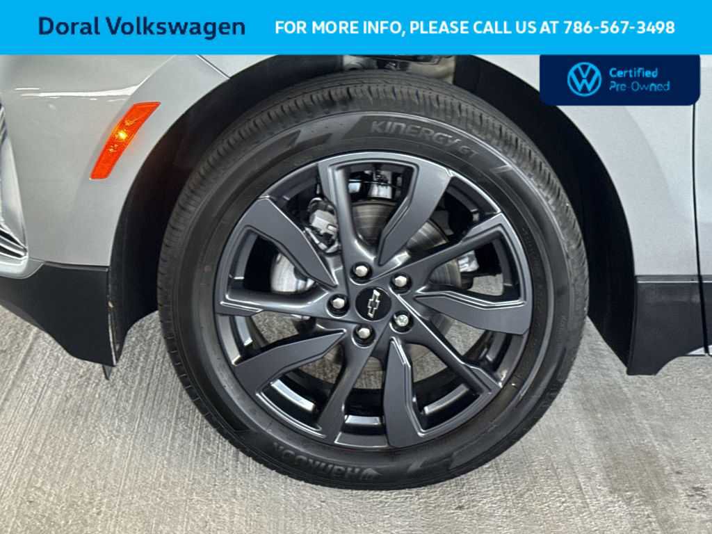 Used 2024 Chevrolet Equinox RS FWD image 11