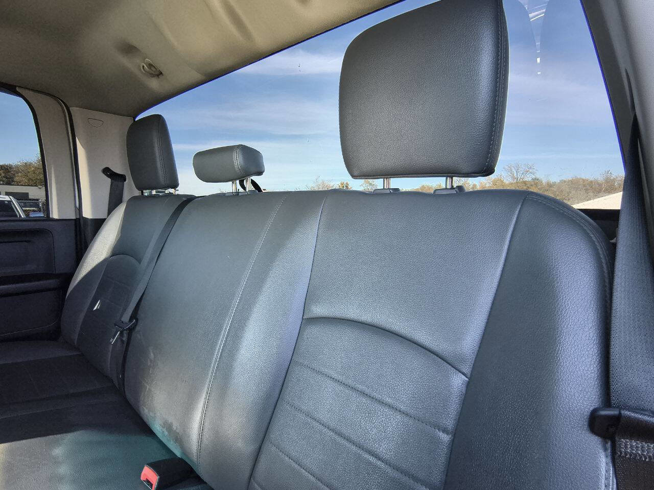 Used 2018 RAM 2500 Tradesman w/ Protection Group image 23