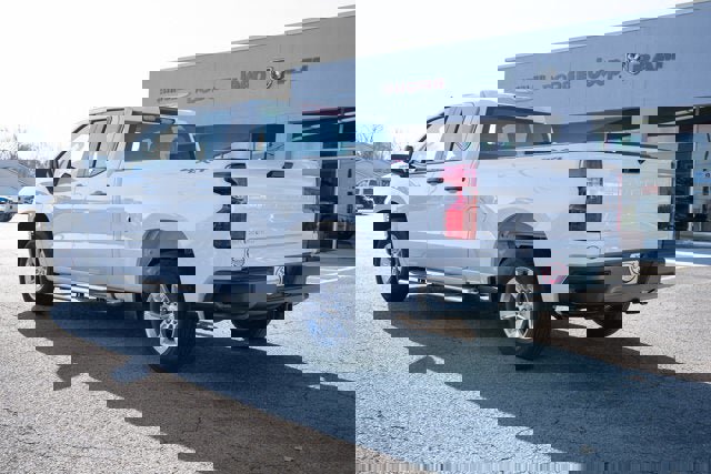 Used 2025 Chevrolet Silverado 1500 W/T w/ Trailering Package image 3