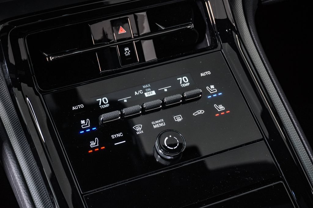 New 2026 Porsche Panamera 4 AWD/4WD image 24