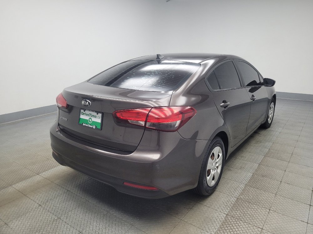 Used 2017 Kia Forte LX FWD image 9