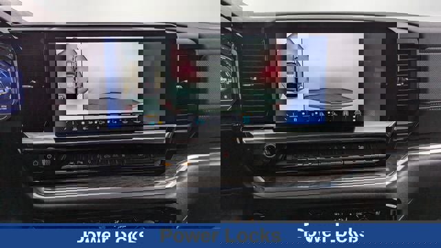 Used 2023 Chevrolet Silverado 1500 LTZ image 15