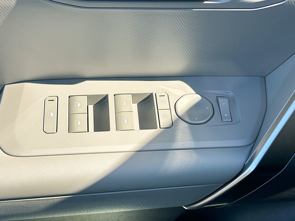 New 2027 Kia Seltos S FWD image 17