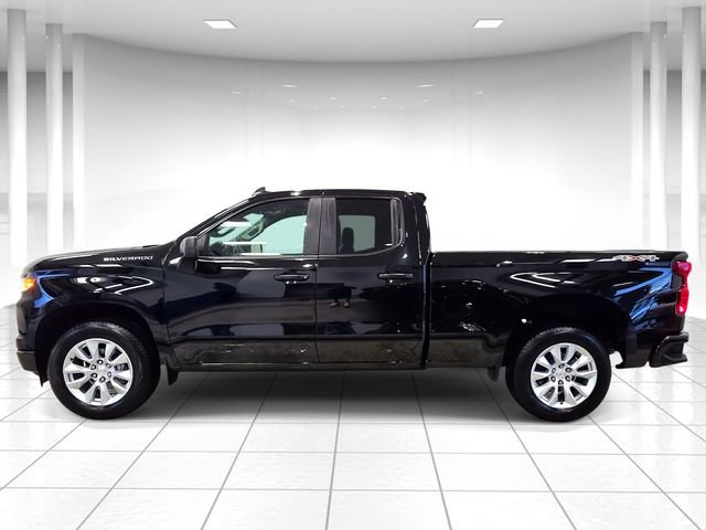 Certified 2024 Chevrolet Silverado 1500 Custom image 2