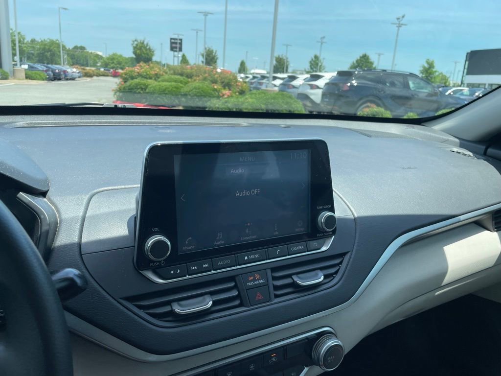Used 2020 Nissan Altima 2.5 S FWD image 16