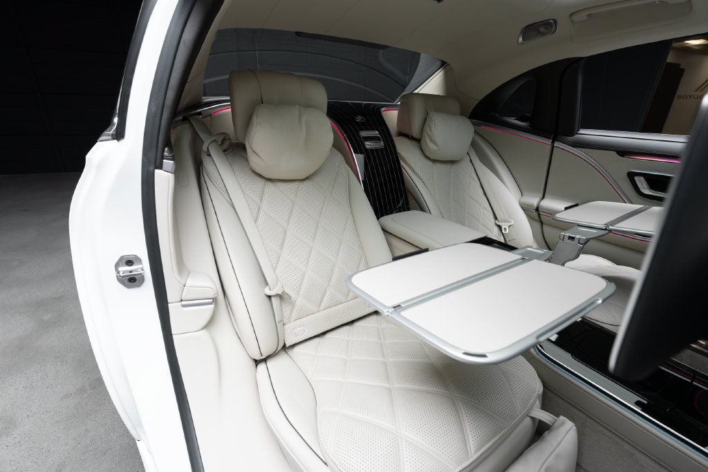 Used 2024 Mercedes-Benz Maybach S 580 4MATIC image 42