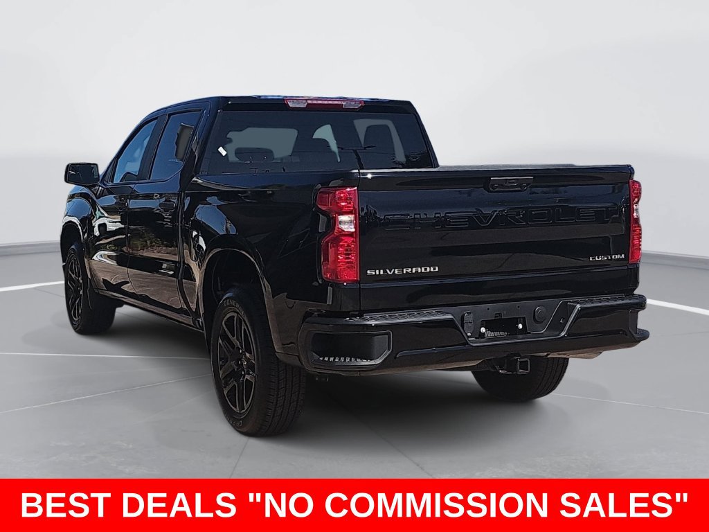 New 2026 Chevrolet Silverado 1500 Custom w/ LPO, Dark Essentials Package RWD image 5
