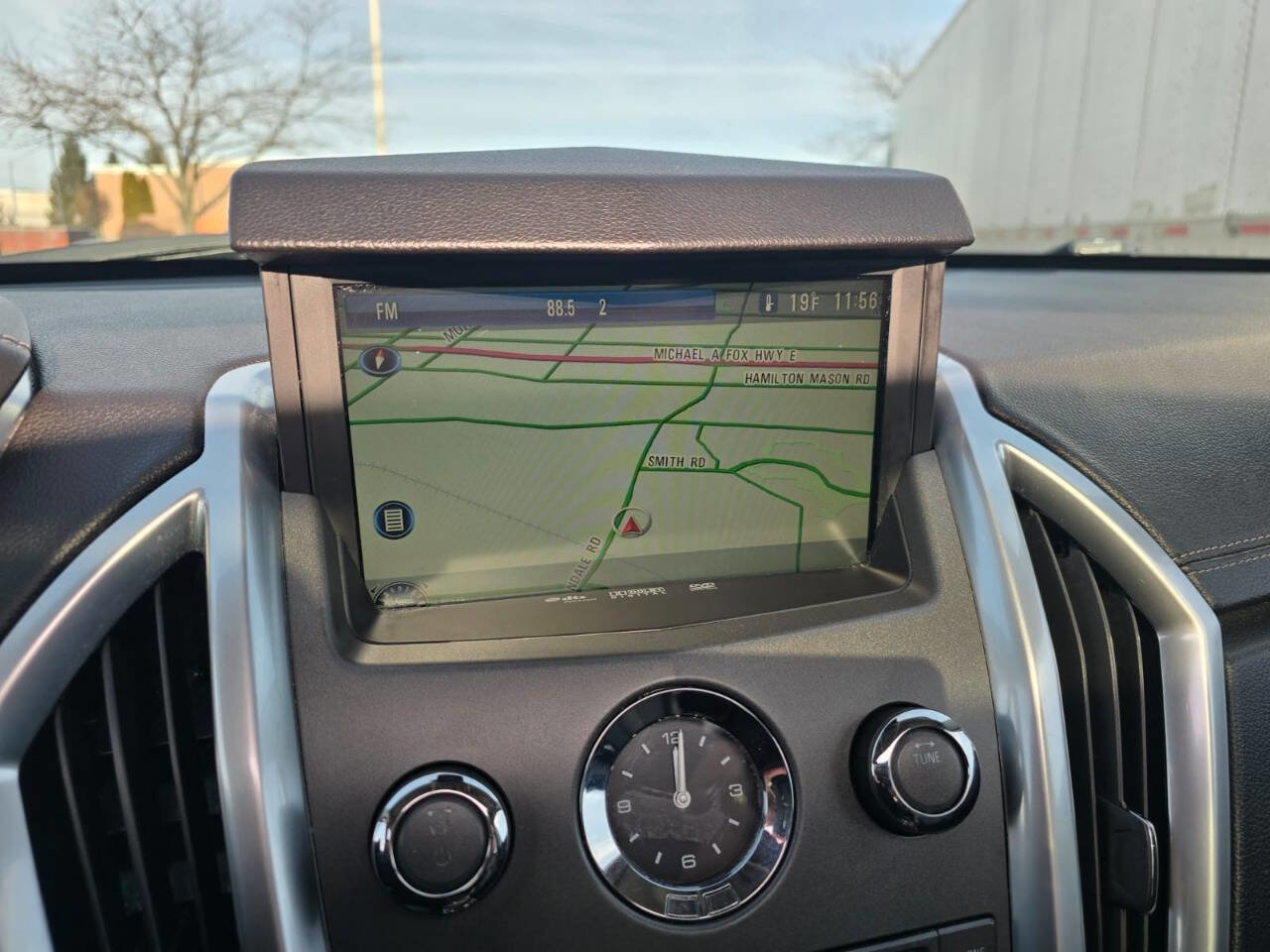 Used 2010 Cadillac SRX Premium image 12