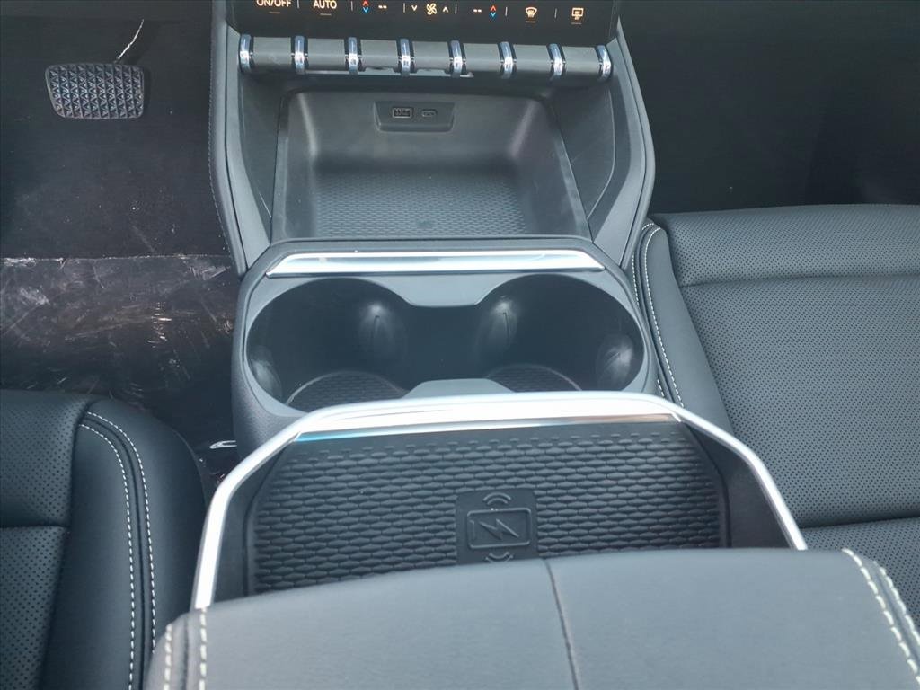 New 2026 GMC Terrain Elevation w/ Elevation Premium Package image 13