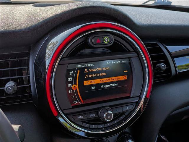 Used 2021 MINI Cooper 2-Door Hardtop w/ Driver Assistance Package FWD image 13