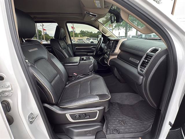 Used 2019 RAM 1500 Laramie AWD/4WD image 17