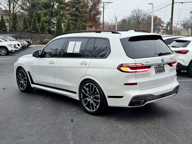 Used 2025 BMW X7 M60i image 13