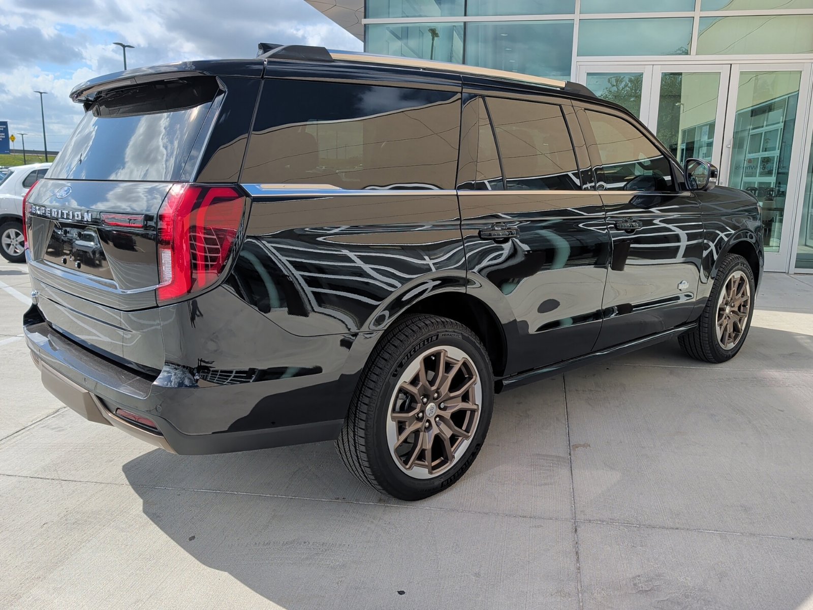 Used 2026 Ford Expedition King Ranch AWD/4WD image 5