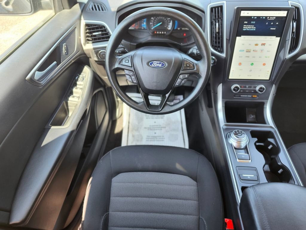 Certified 2022 Ford Edge SE w/ Black Appearance Package AWD/4WD image 13