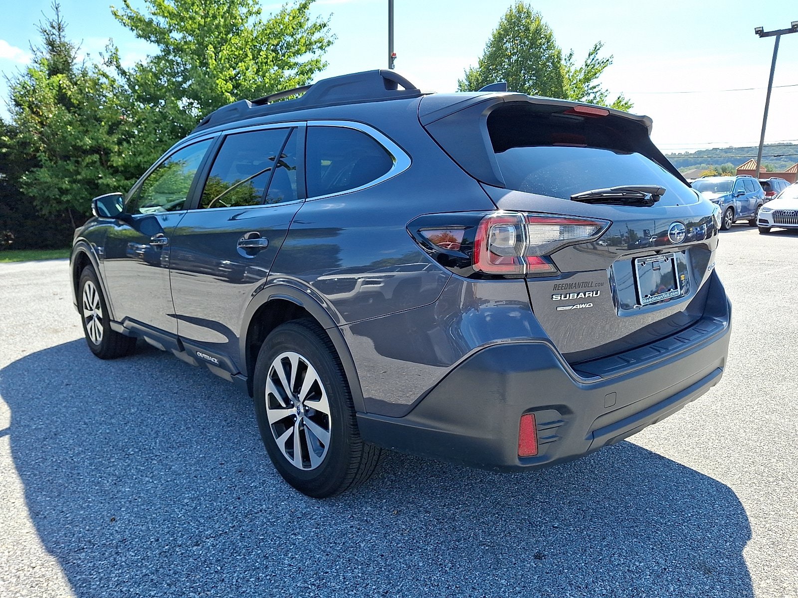 Used 2020 Subaru Outback Premium w/ Popular Package #1 AWD/4WD image 4