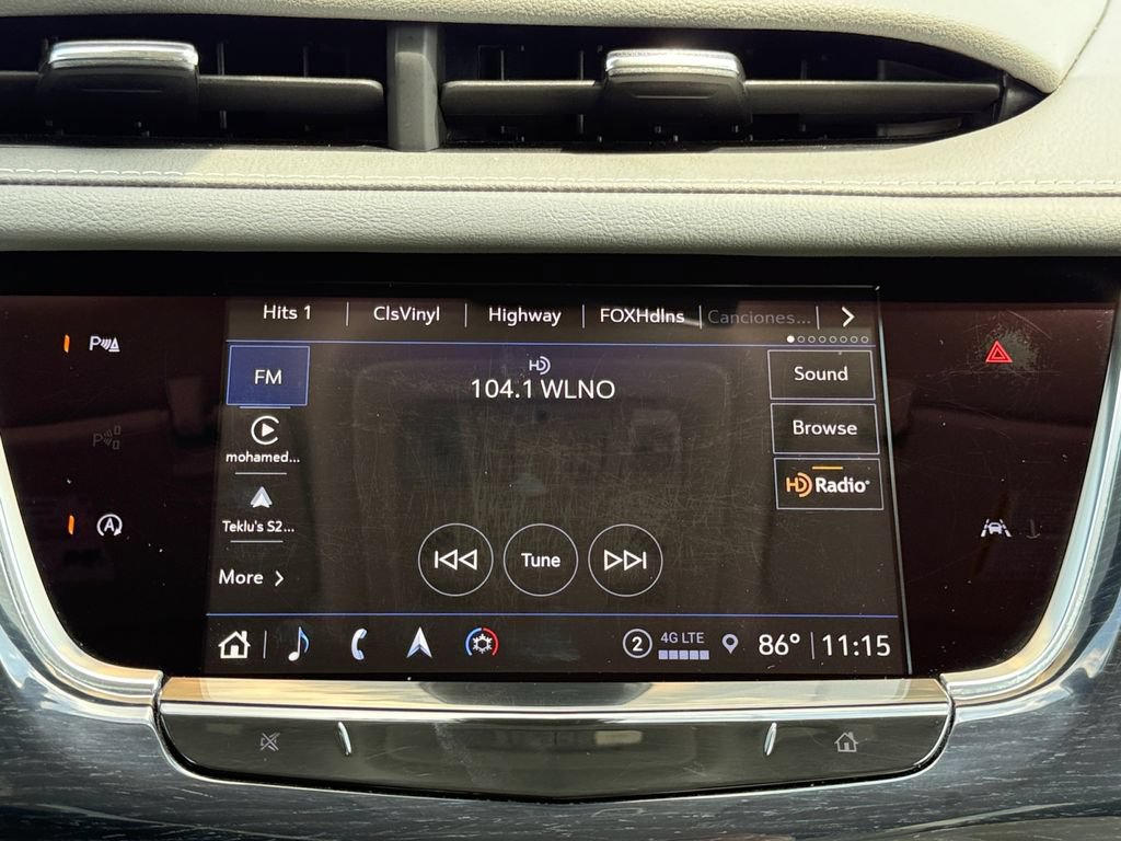 Used 2024 Cadillac XT6 Premium Luxury AWD/4WD image 14