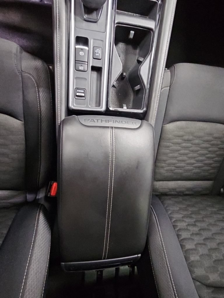 Used 2022 Nissan Pathfinder SV w/ Cargo Package FWD image 19