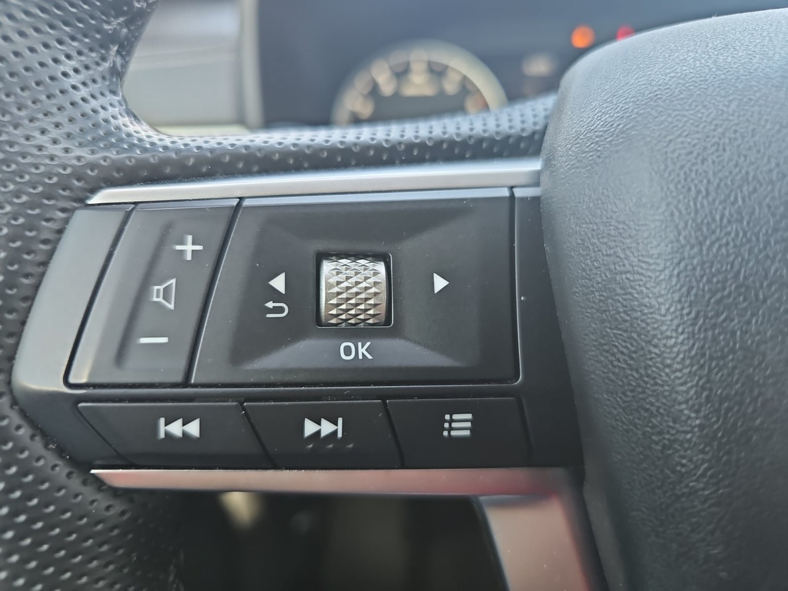 Used 2023 Mitsubishi Outlander SE FWD image 22