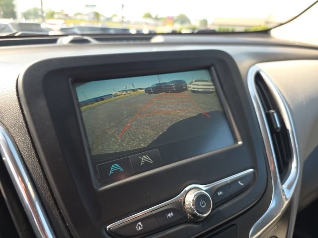 Used 2018 Chevrolet Equinox LS FWD image 21
