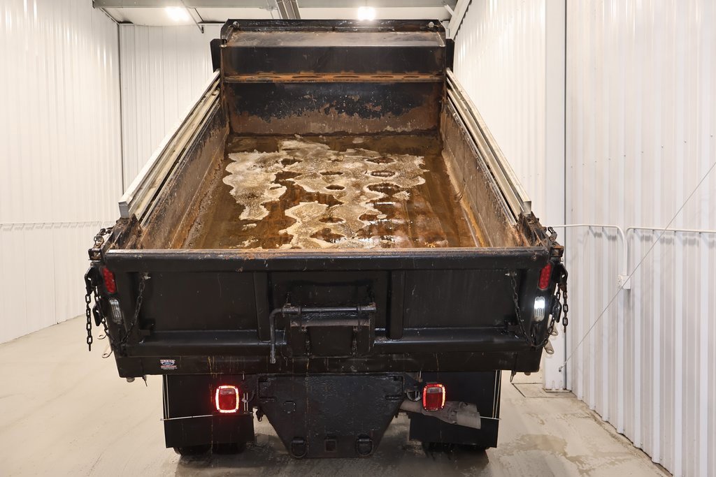 Used 2016 Ford F550 4x4 Regular Cab Super Duty image 28