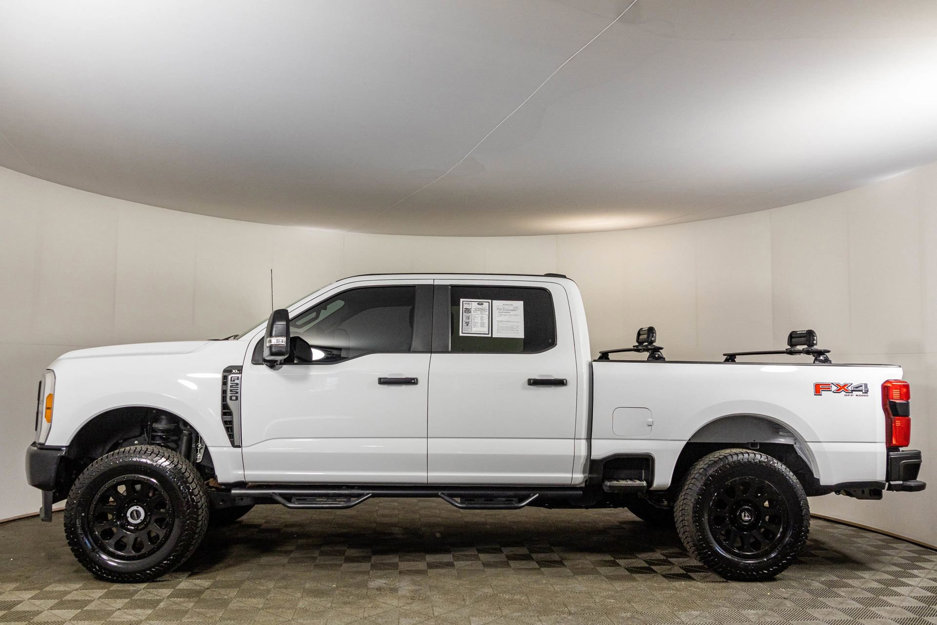 Used 2023 Ford F250 XL w/ 360-Degree Camera Package image 18