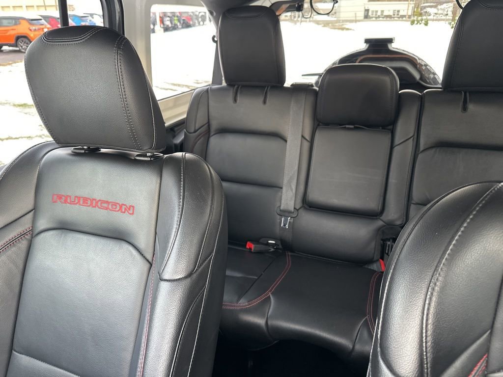Used 2020 Jeep Wrangler Unlimited Rubicon w/ Dual Top Group image 22