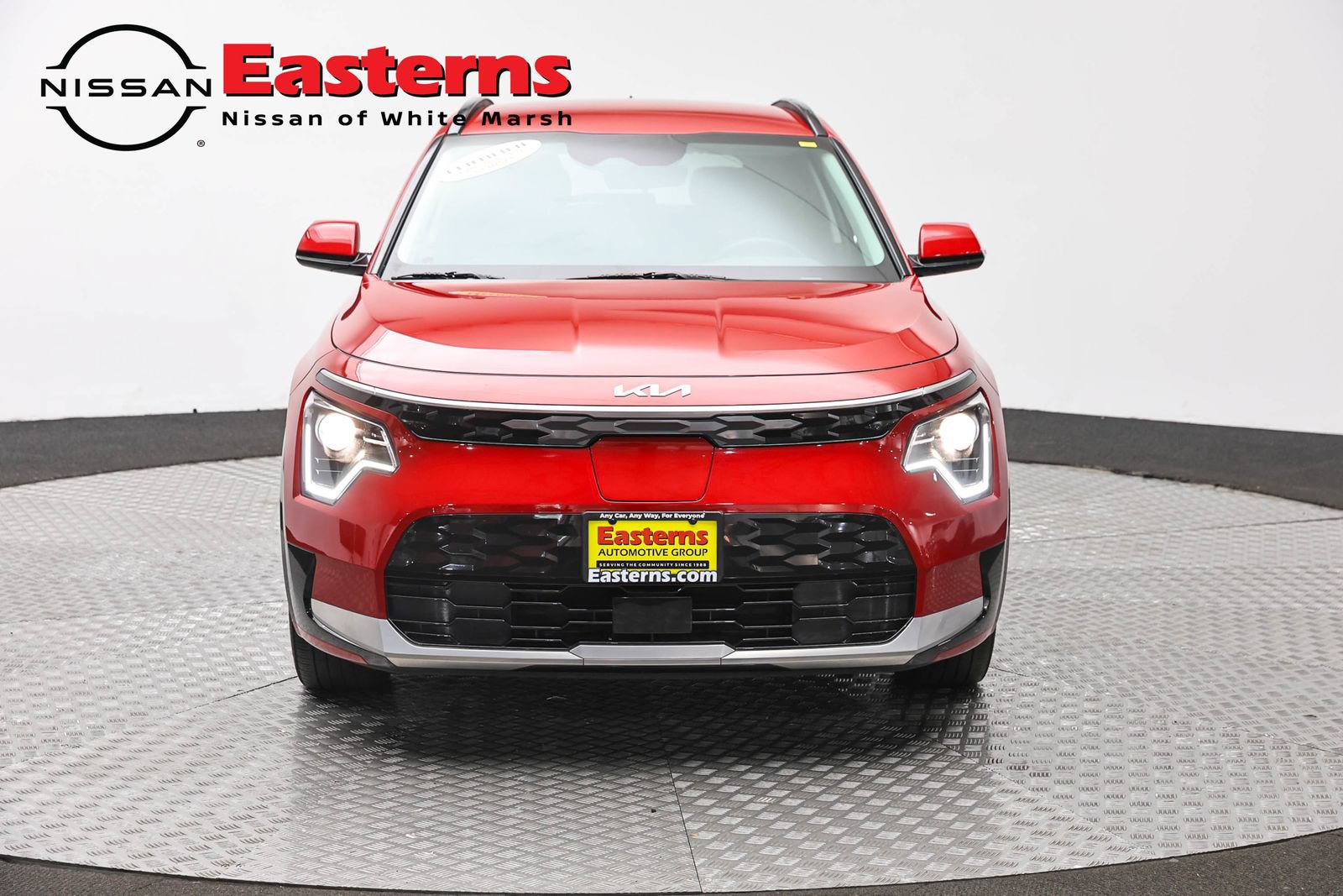 Used 2023 Kia Niro Wind w/ Wind Preserve Package FWD image 2