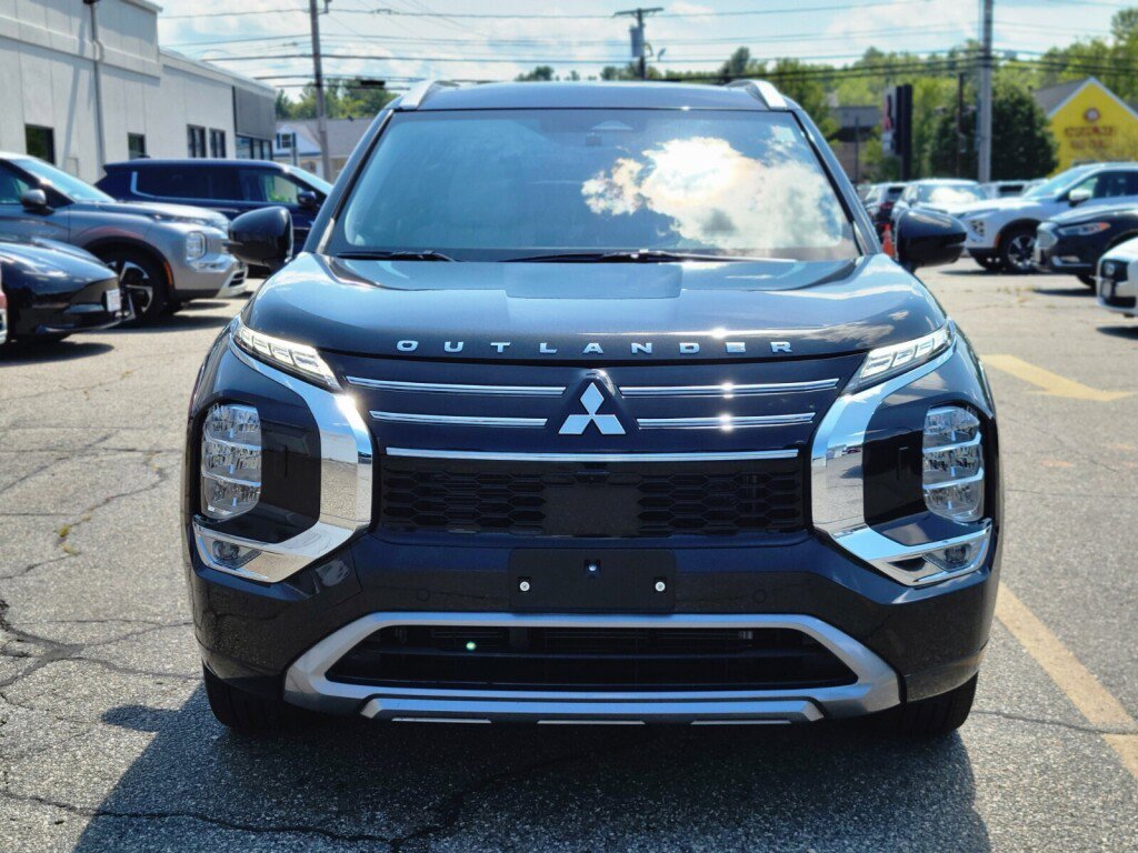 New 2025 Mitsubishi Outlander SEL image 8