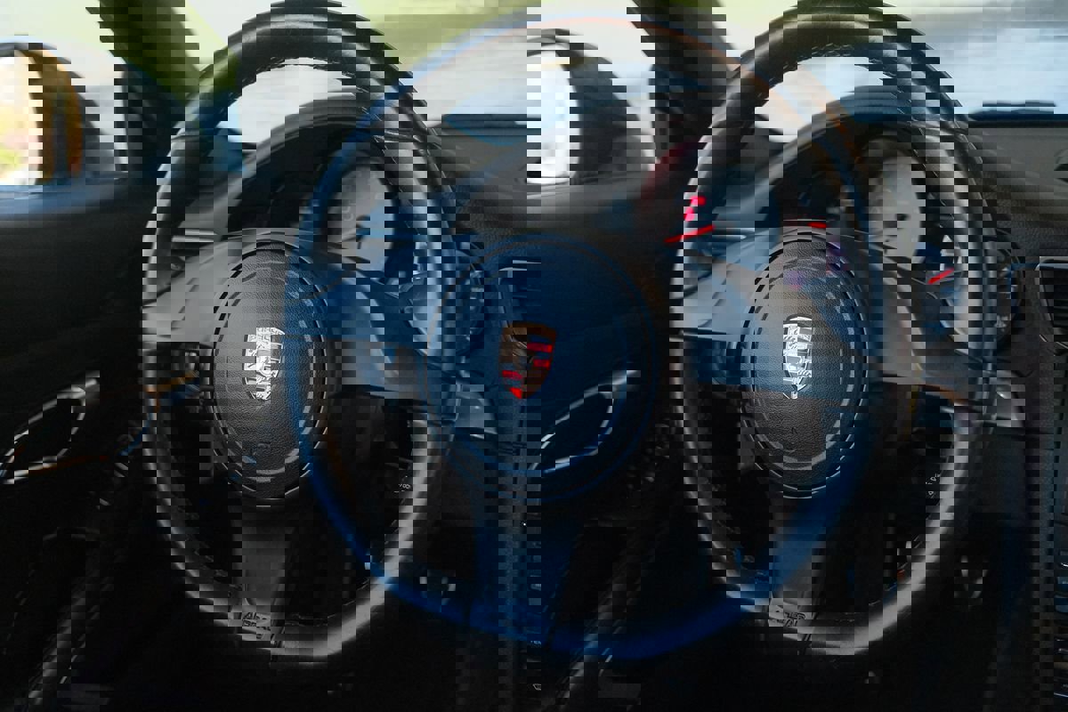 Used 2014 Porsche 911 Carrera 4S image 45