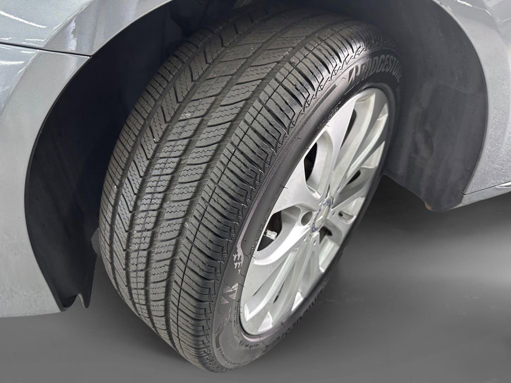 Used 2017 Mercedes-Benz E 300 image 9