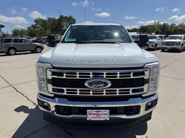 New 2026 Ford F350 XLT image 2