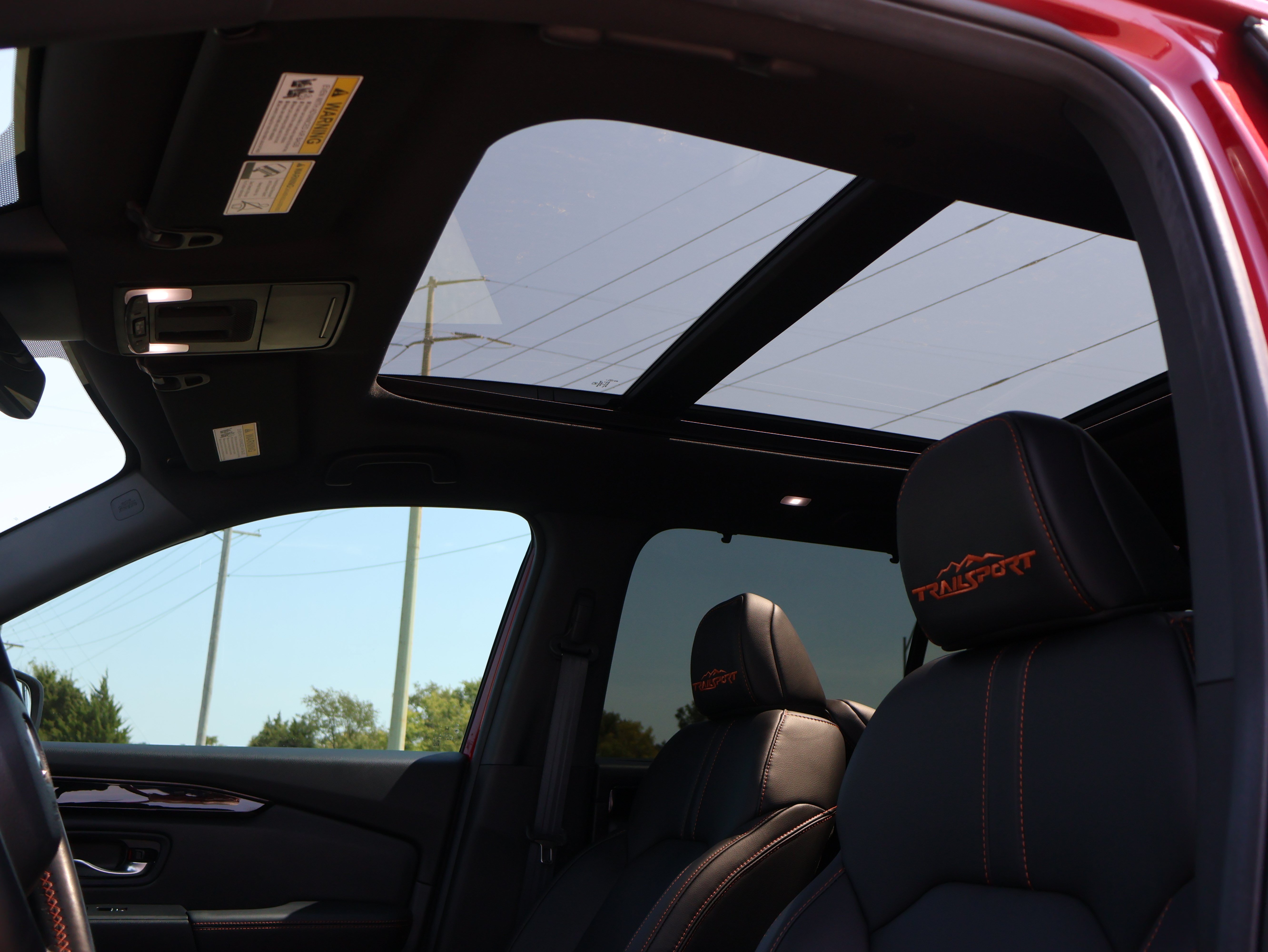 Used 2025 Honda Pilot TrailSport image 40