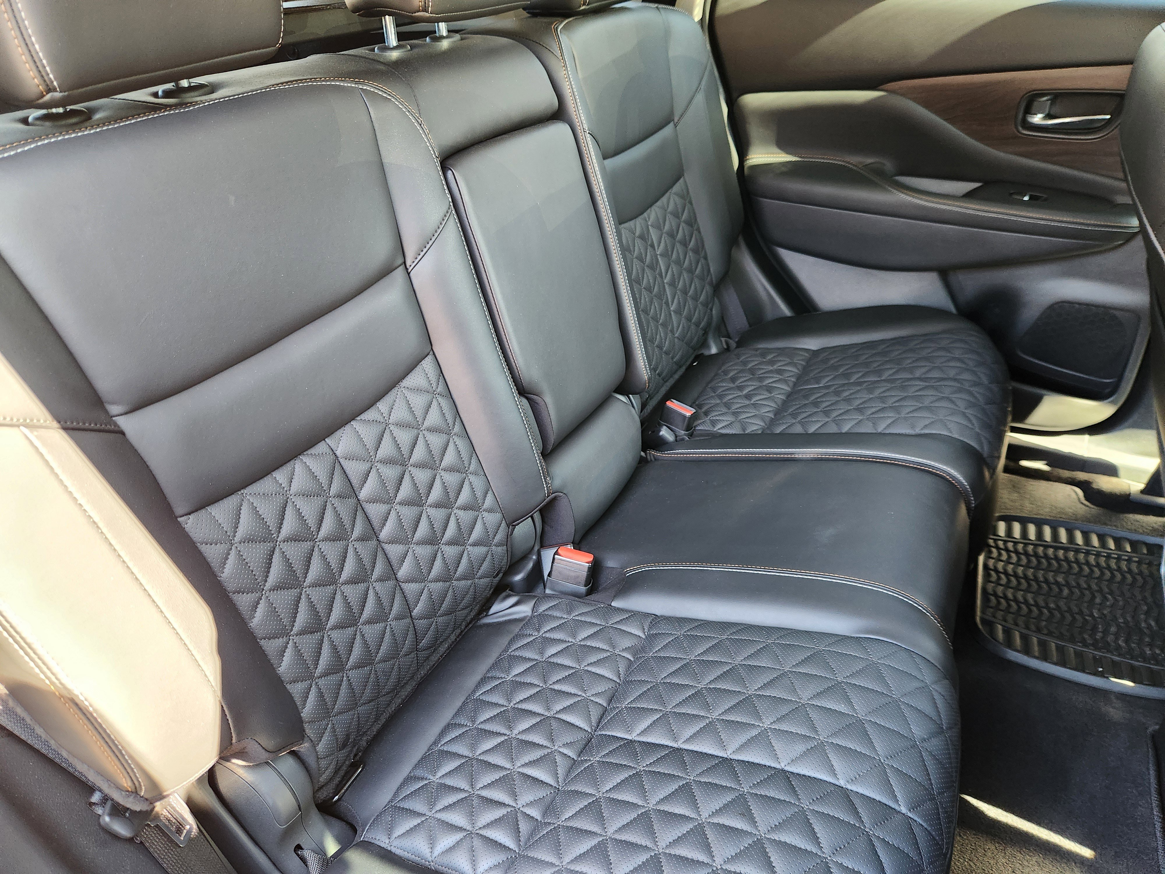 Certified 2024 Nissan Murano Platinum w/ Cargo Package image 17