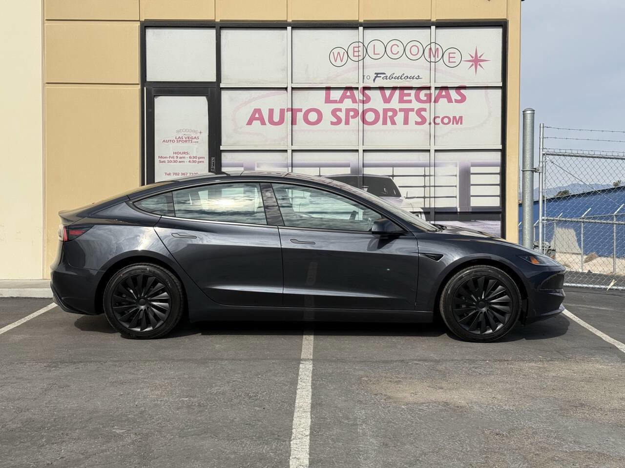Used 2025 Tesla Model 3 Long Range image 5