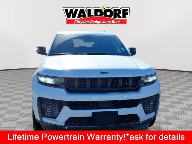 New 2026 Jeep Grand Cherokee Altitude AWD/4WD image 6