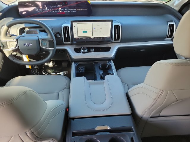 New 2027 Ford Expedition Max Active RWD image 9