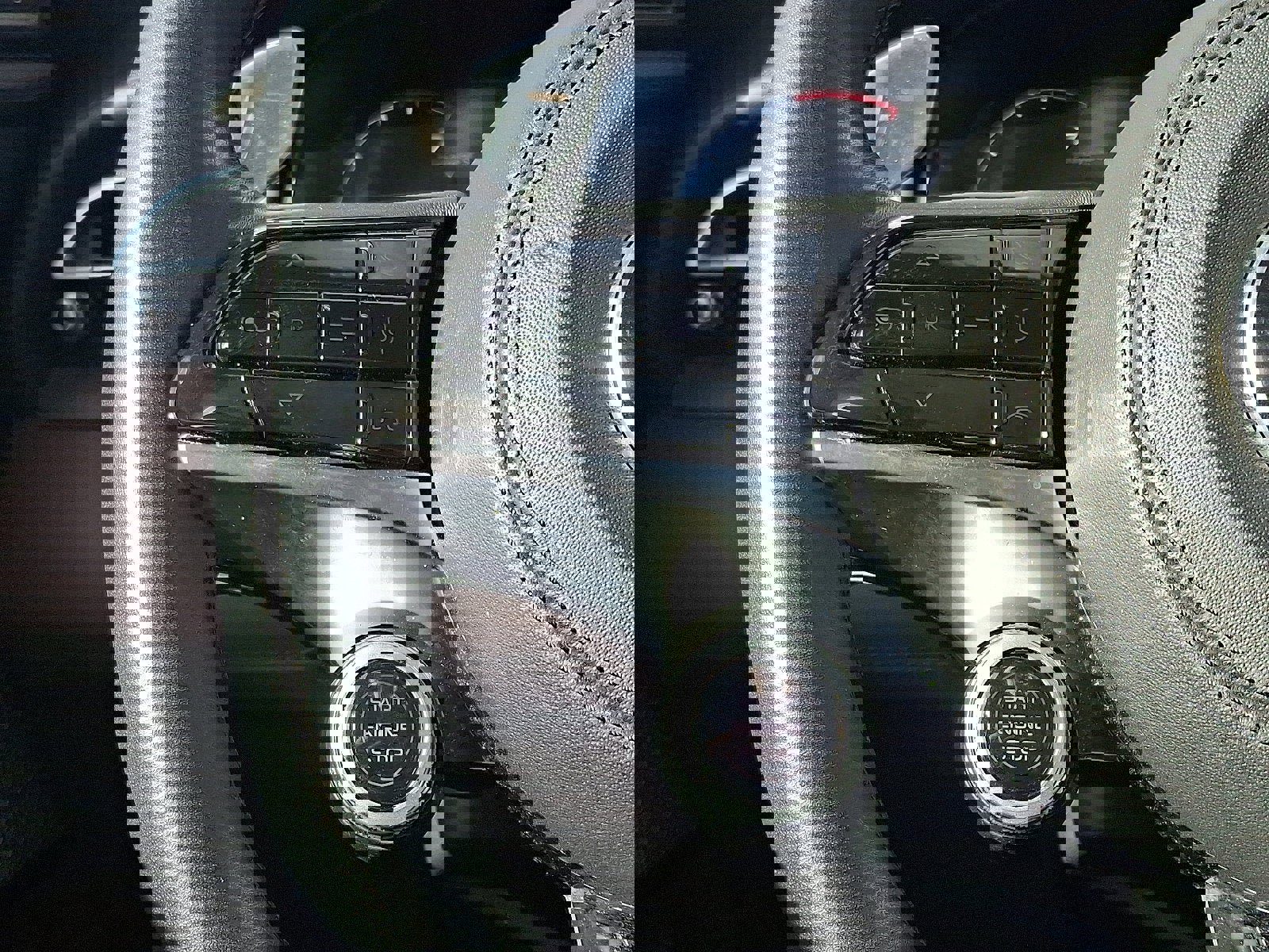 Used 2023 Maserati Grecale GT image 22