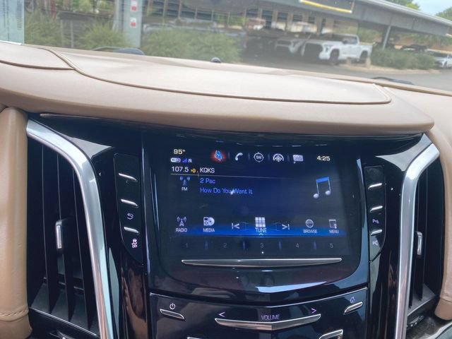 Used 2019 Cadillac Escalade ESV Platinum AWD/4WD image 18